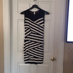 Vince Camuto Dress